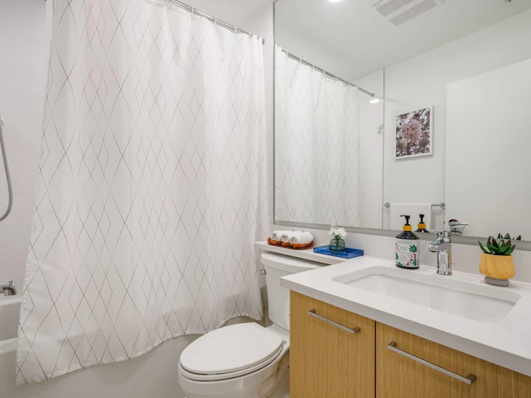 313-7588 16th Street, Burnaby, BC, V3N 0H8 - 29