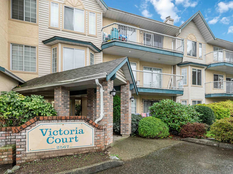 203 - 2567 Victoria Street, Abbotsford BC V2T 2T4