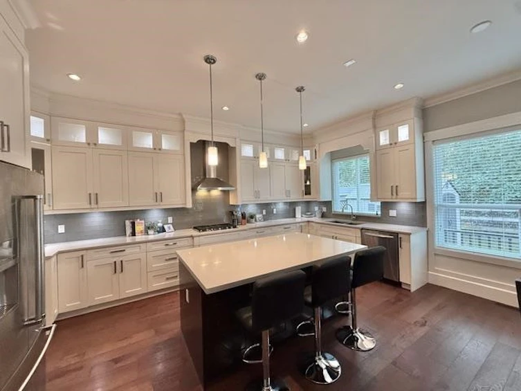 16459 63 Avenue, Surrey, BC, V3S 2V2 - 16