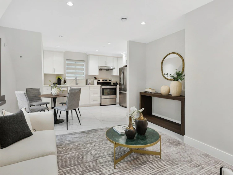 1018 E 24th Avenue, Vancouver, BC, V5V 2B1 - 9