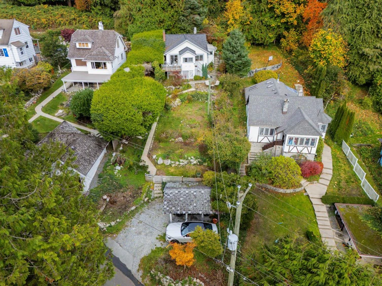 3245 Travers Avenue, West Vancouver, BC, V7V 1G5 - 13