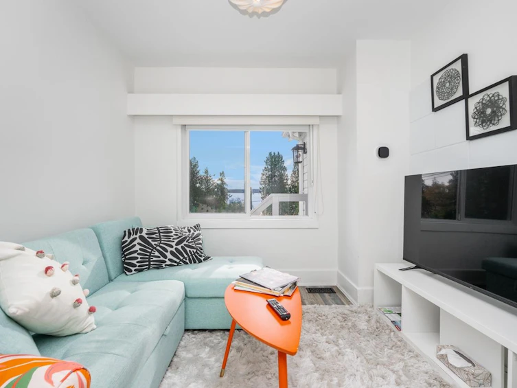 3245 Travers Avenue, West Vancouver, BC, V7V 1G5 - 5