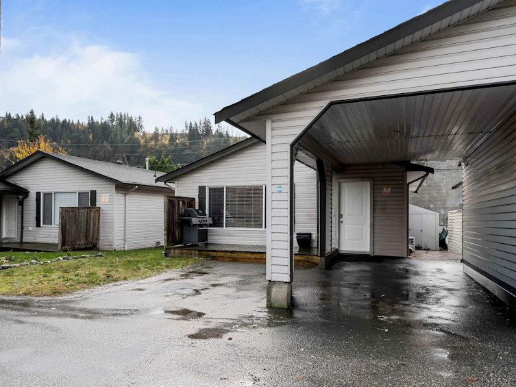 2-5648 Vedder Road, Chilliwack, BC, V2R 3M8 - 9