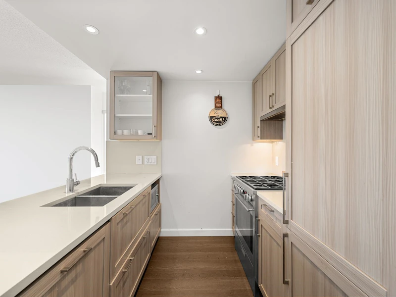 1507 - 5515 Boundary Road, Vancouver BC V5R 2P9