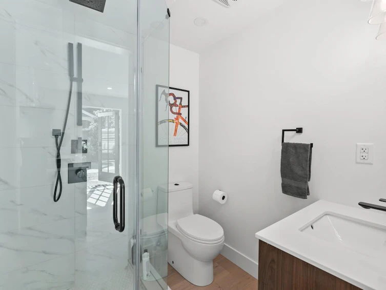 2676 Mcbride Avenue, Surrey, BC, V4A 3G1 - 27
