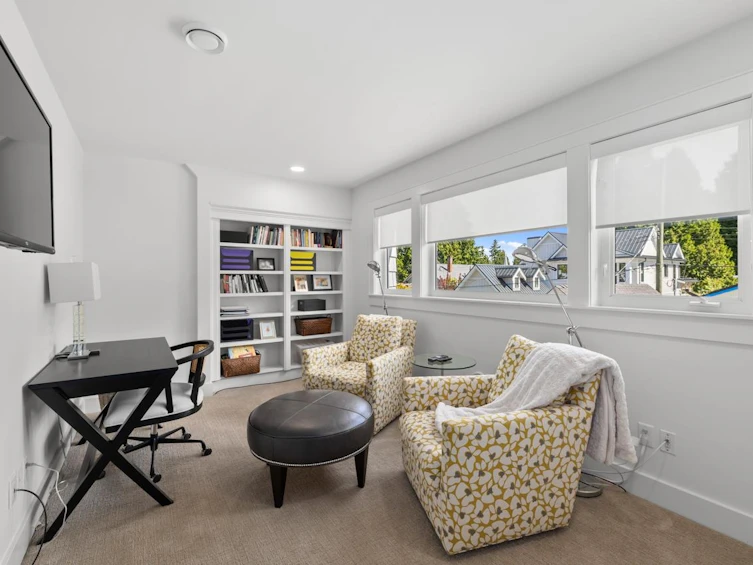 2676 Mcbride Avenue, Surrey, BC, V4A 3G1 - 24