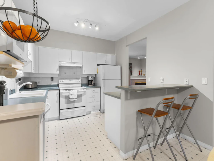 16-1765 Paddock Drive, Coquitlam, BC, V3E 3J1 - 5