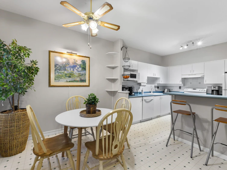 16-1765 Paddock Drive, Coquitlam, BC, V3E 3J1 - 2