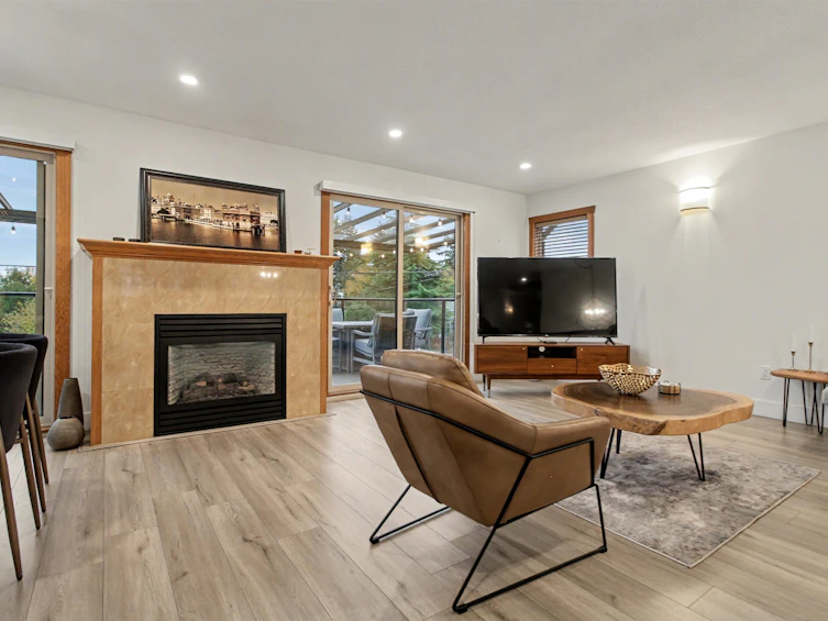 1112 Stevens Street, Surrey, BC, V4B 4X8 - 6