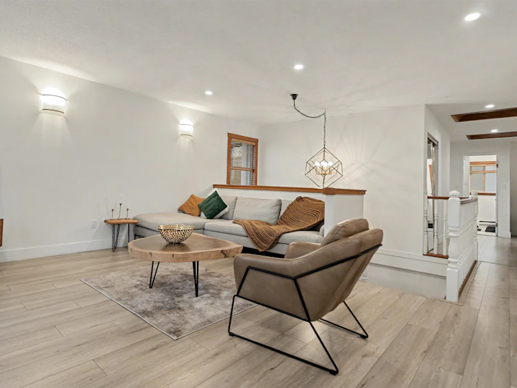 1112 Stevens Street, Surrey, BC, V4B 4X8 - 10