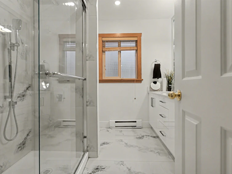 1112 Stevens Street, Surrey, BC, V4B 4X8 - 24