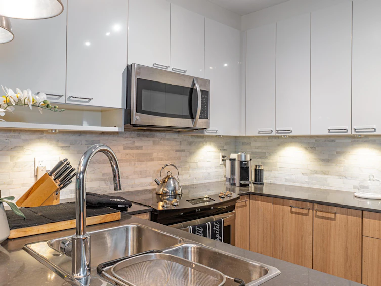 202-210 Lebleu Street, Coquitlam, BC, V3K 4L6 - 7