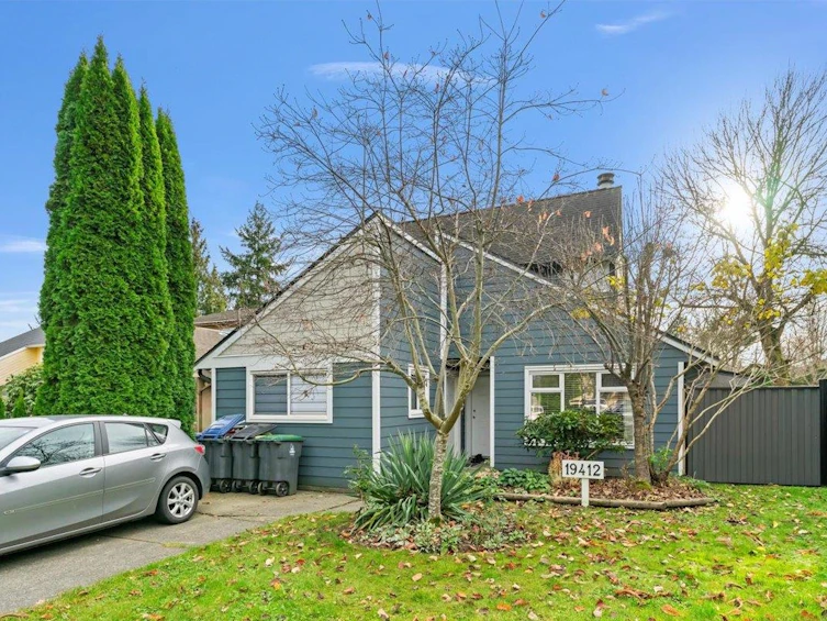 19412 62 Avenue, Surrey, BC, V3S 7L4