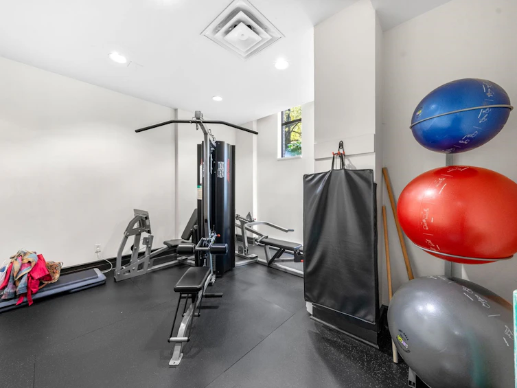 314-170 W 1st Street, North Vancouver, BC, V7M 3P2 - 32