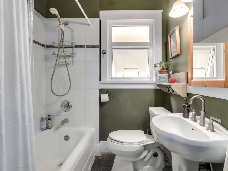 4529 W 8th Avenue, Vancouver, BC, V6R 2A4 - 16