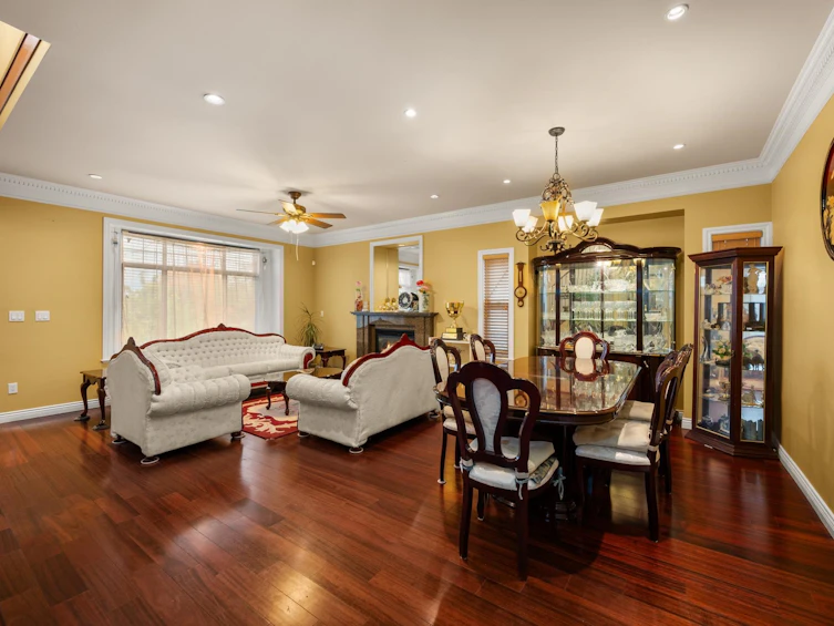 7058 Patterson Avenue, Burnaby, BC, V5J 3N7 - 7