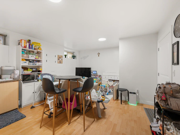 7058 Patterson Avenue, Burnaby, BC, V5J 3N7 - 32
