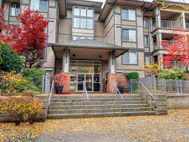 203-2468 Atkins Avenue, Port Coquitlam, BC, V3C 1Y9 - 2