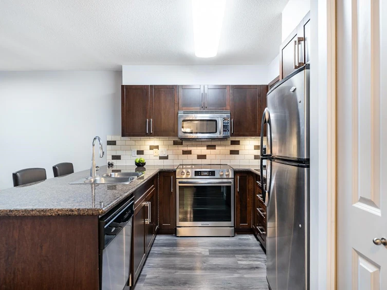 203-2468 Atkins Avenue, Port Coquitlam, BC, V3C 1Y9 - 6