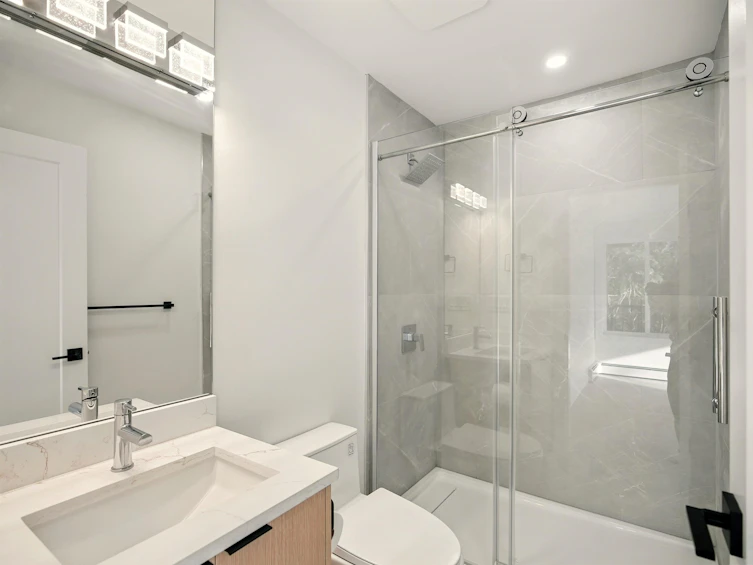 6230 Summit Avenue, West Vancouver, BC, V7W 1Y2 - 27