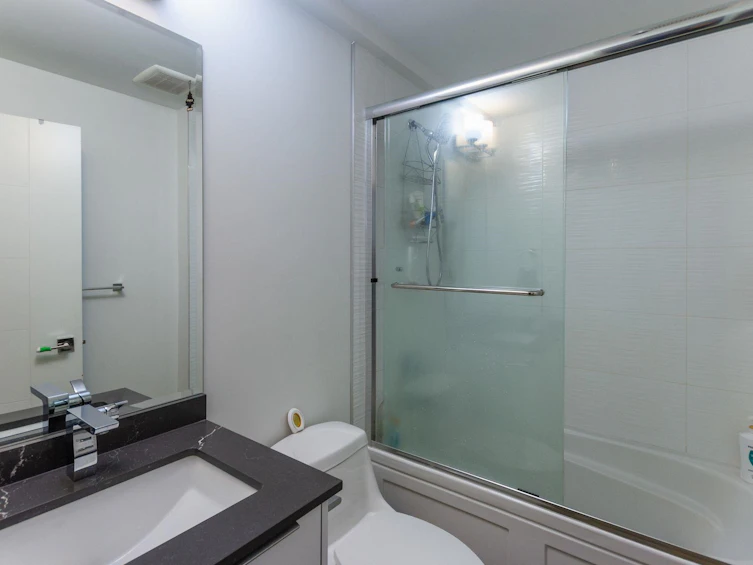 1409 Sixth Avenue, New Westminster, BC, V3M 2C5 - 38
