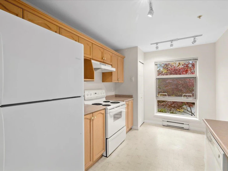 208-301 Maude Road, Port Moody, BC, V3H 5B1 - 18