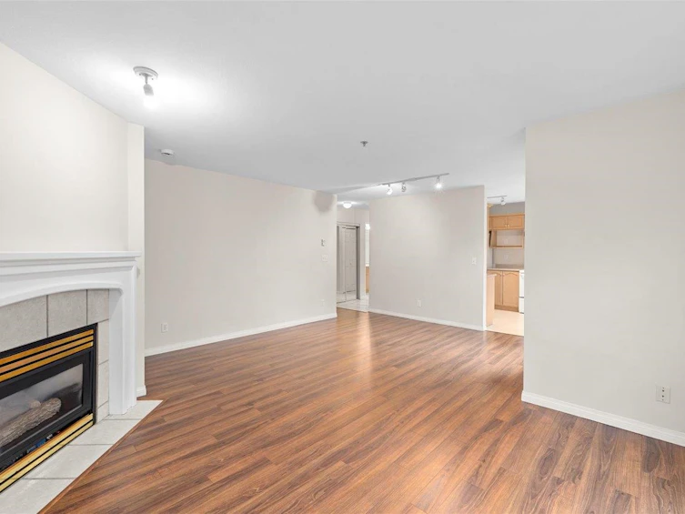 208-301 Maude Road, Port Moody, BC, V3H 5B1 - 5