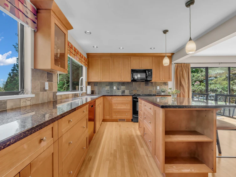 4623 Caulfeild Drive, West Vancouver, BC, V7W 1E9 - 16
