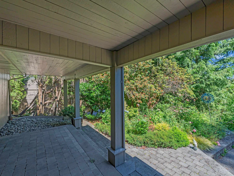 4623 Caulfeild Drive, West Vancouver, BC, V7W 1E9 - 37