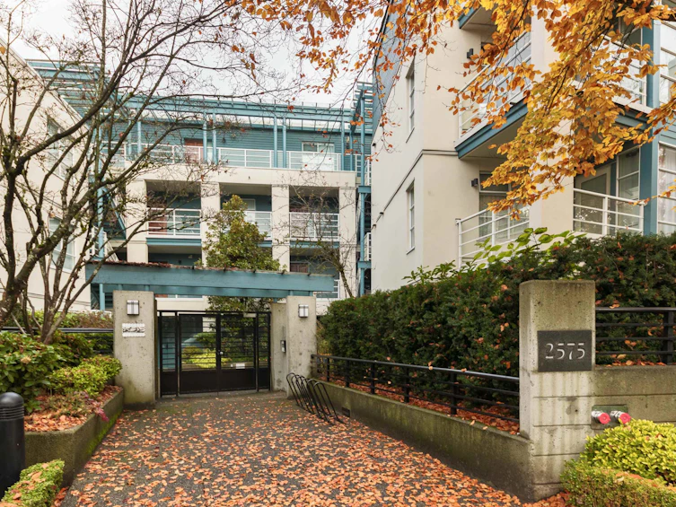 204-2575 W 4th Avenue, Vancouver, BC, V6K 1P5 - 22