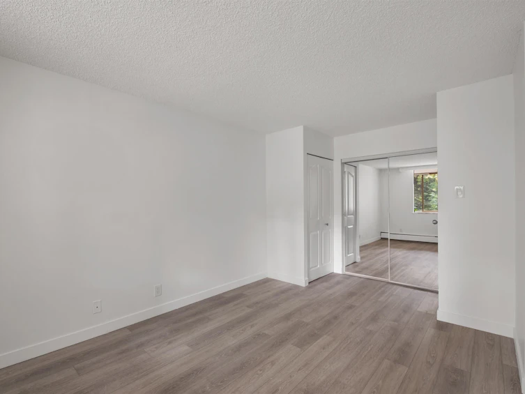 201-2012 Fullerton Avenue, North Vancouver, BC, V7P 3E3 - 11