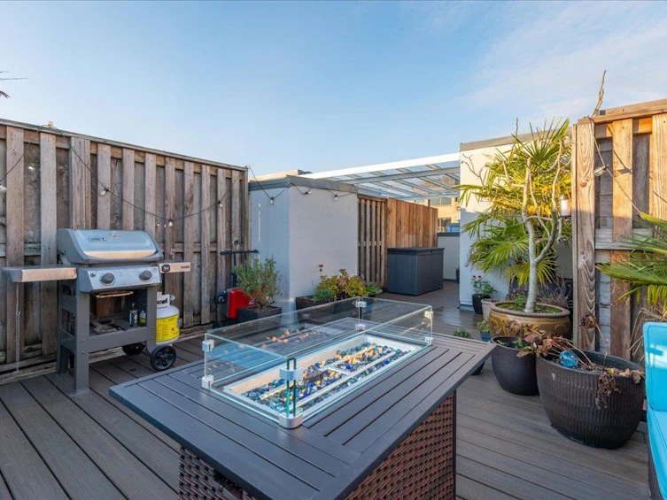 1846 W 1st Avenue, Vancouver, BC, V6J 1G5 - 24