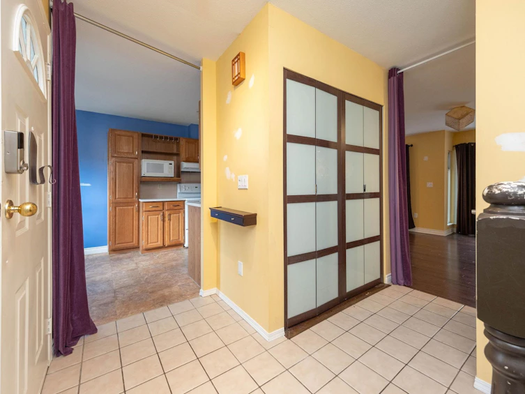 3-237 W 16th Street, North Vancouver, BC, V7M 1T7 - 4
