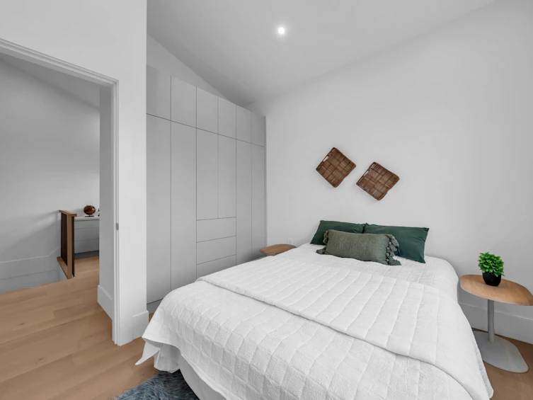2917 Charles Street, Vancouver, BC, V5K 3B1 - 20