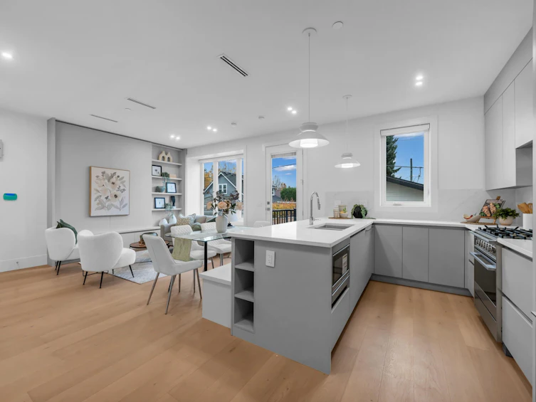 2917 Charles Street, Vancouver, BC, V5K 3B1 - 7