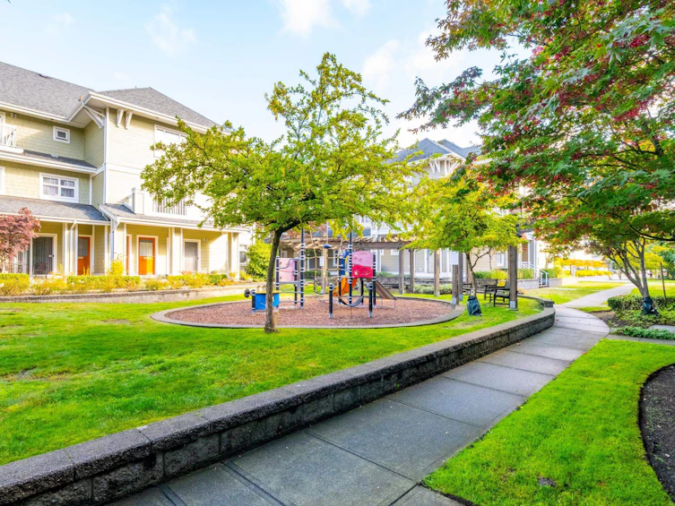 132-7388 Macpherson Avenue, Burnaby, BC, V5J 0A1 - 16