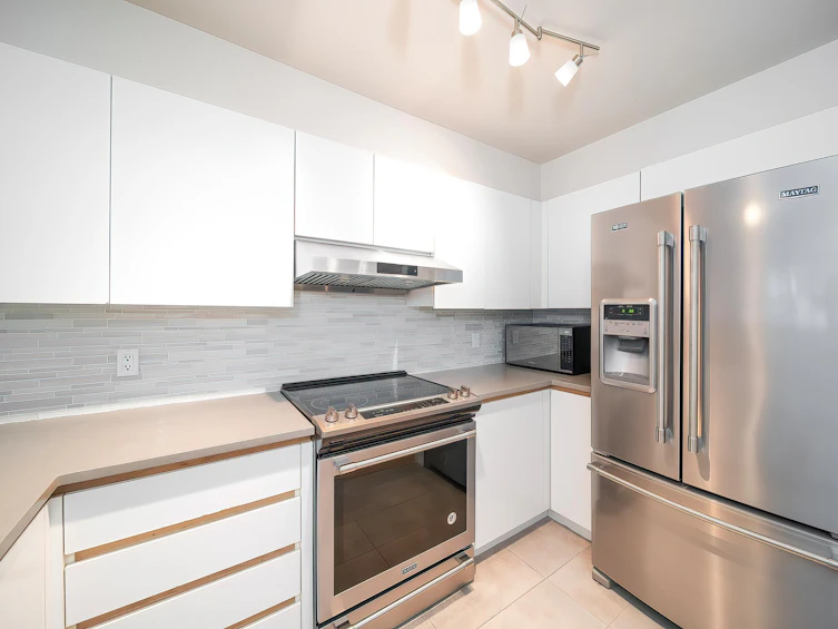 107-8600 Jones Road, Richmond, BC, V6Y 3Z3 - 8