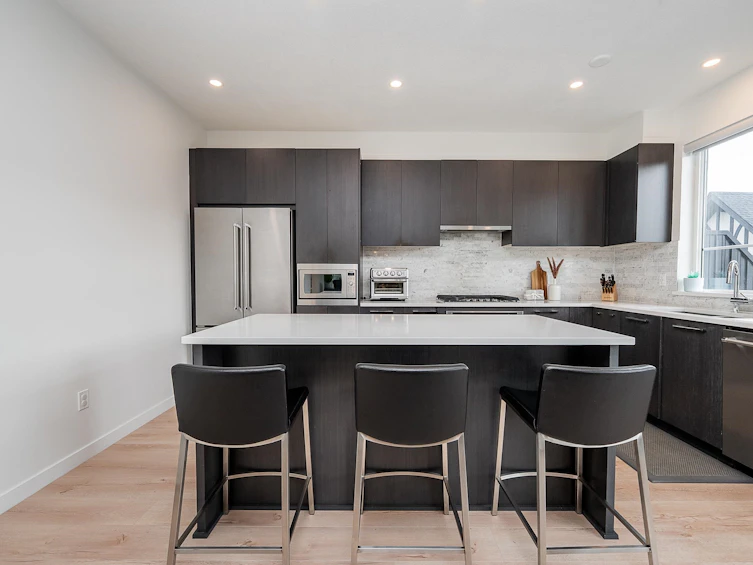 59-3500 Burke Village Promenade, Coquitlam, BC, V3E 0N2 - 10