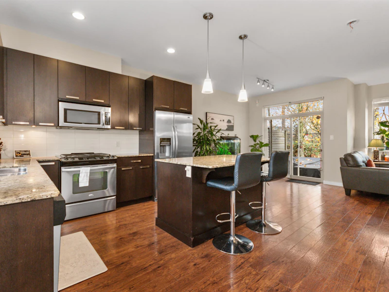 27 - 34248 King Road, Abbotsford BC V2S 0B1