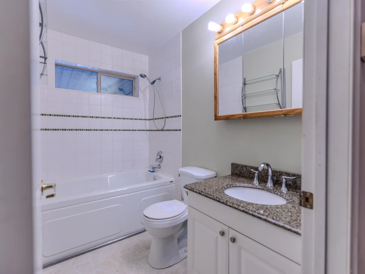 538 Reed Road, Gibsons, BC, V0N 1V1 - 9