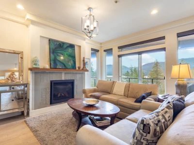 101-5782 Marine Way - 5