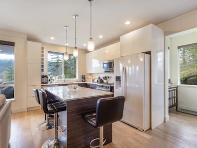 101-5782 Marine Way - 4