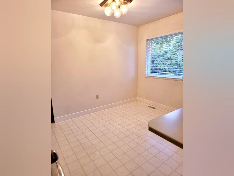 7328 York Crescent, Delta, BC, V4C 4L5 - 5
