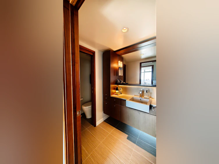4908-13495 Central Avenue, Surrey, BC, V3T 0K2 - 9