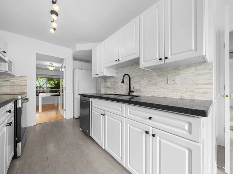 113-15550 26 Avenue, Surrey, BC, V4P 1C6 - 15