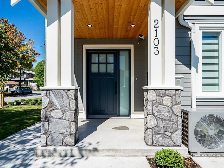 2103 E 33rd Avenue, Vancouver, BC, V5N 3E9