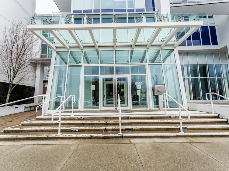 407-5051 Imperial Street, Burnaby, BC, V5J 0J3 - 5