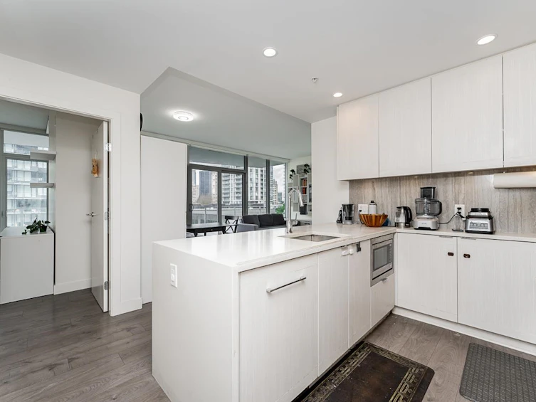 407-5051 Imperial Street, Burnaby, BC, V5J 0J3 - 8