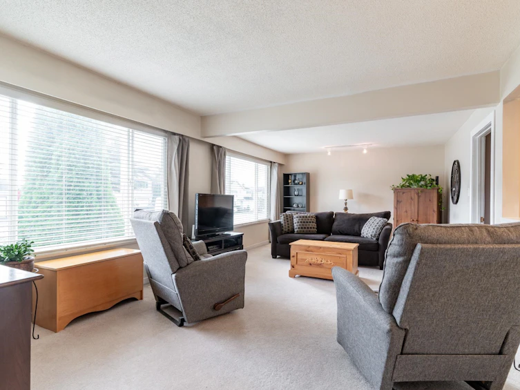 11735 74 Avenue, Delta, BC, V4C 1E6 - 4