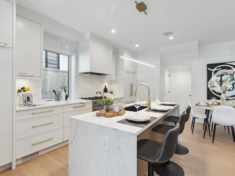 #1-2244 E 11th Avenue, Vancouver, BC, V5N 1Z6 - 3